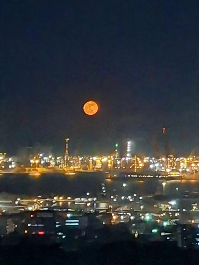 moon_city_clean